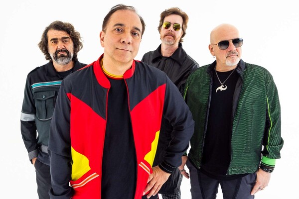 Biquíni Cavadão (foto do artista)