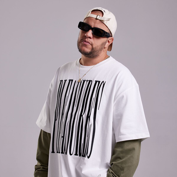 Amine Edge (foto do artista)