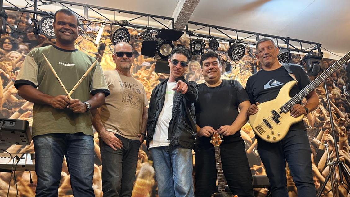 Quintas de Rock - Marco Moura apresenta a-ha Brasil Tributo RJ (foto do evento)
