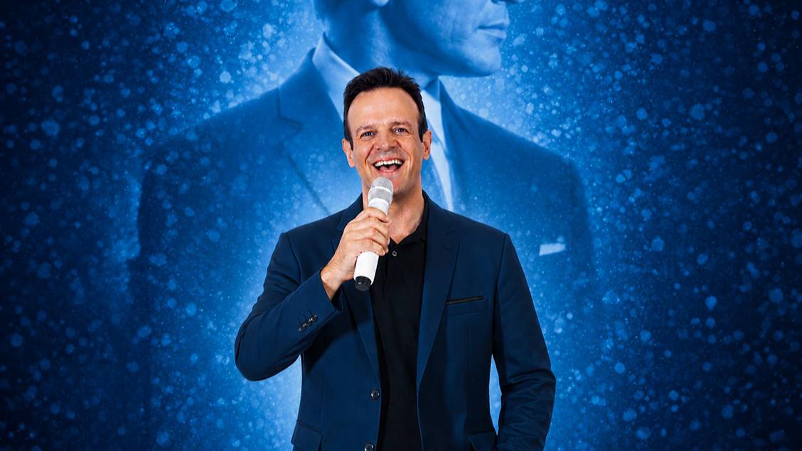 Sexta Plural - Alexandre Sankor em Tributo a Luis Miguel (foto do evento)